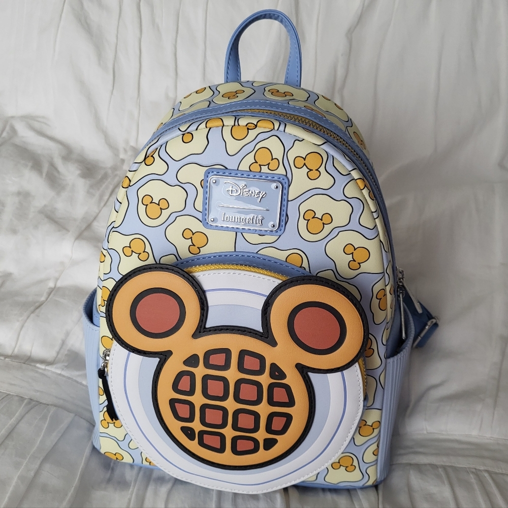NWT Loungefly Waffle Scented Disney Mickey Mouse Backpack and Matching Wallet - Picture 6 of 16